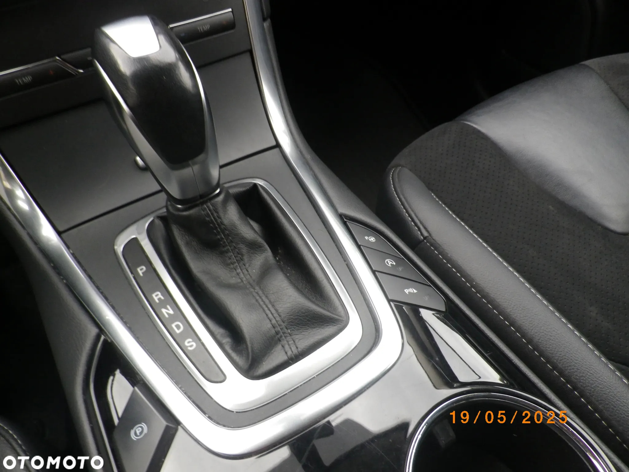 Ford S-Max 2.0 TDCi 4WD Titanium PowerShift - 16