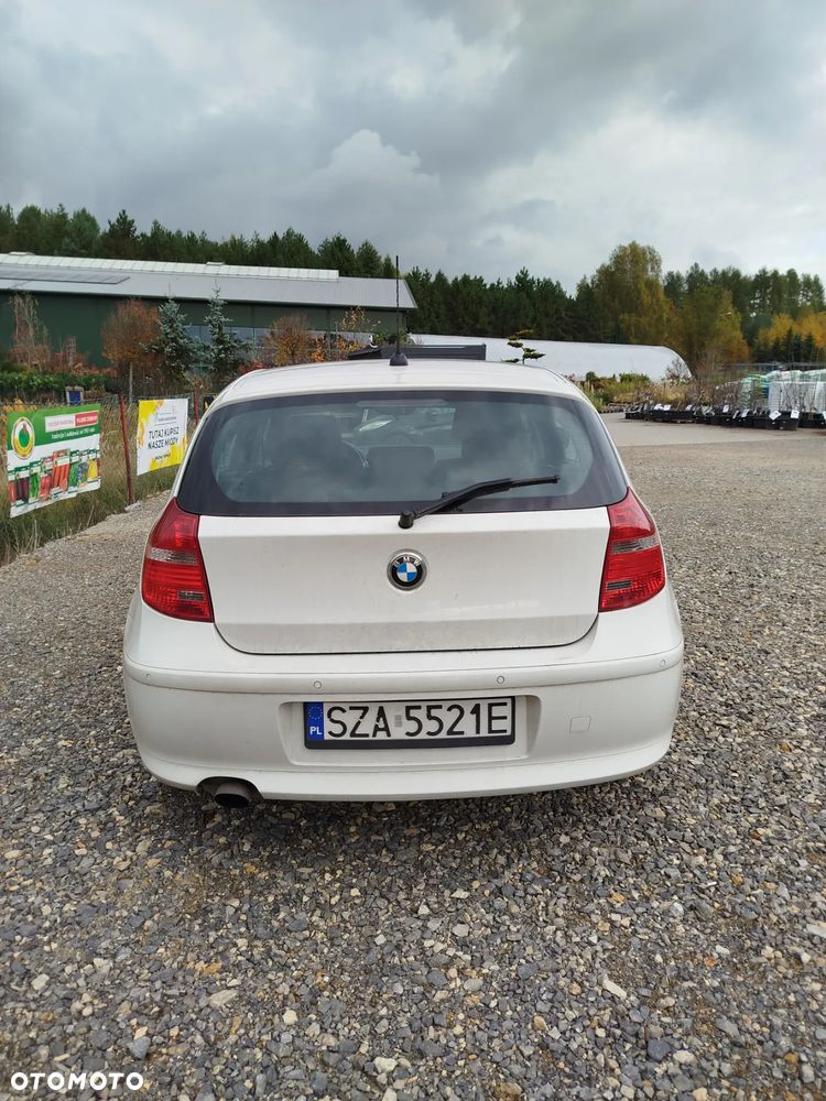 BMW Seria 1 116i - 3