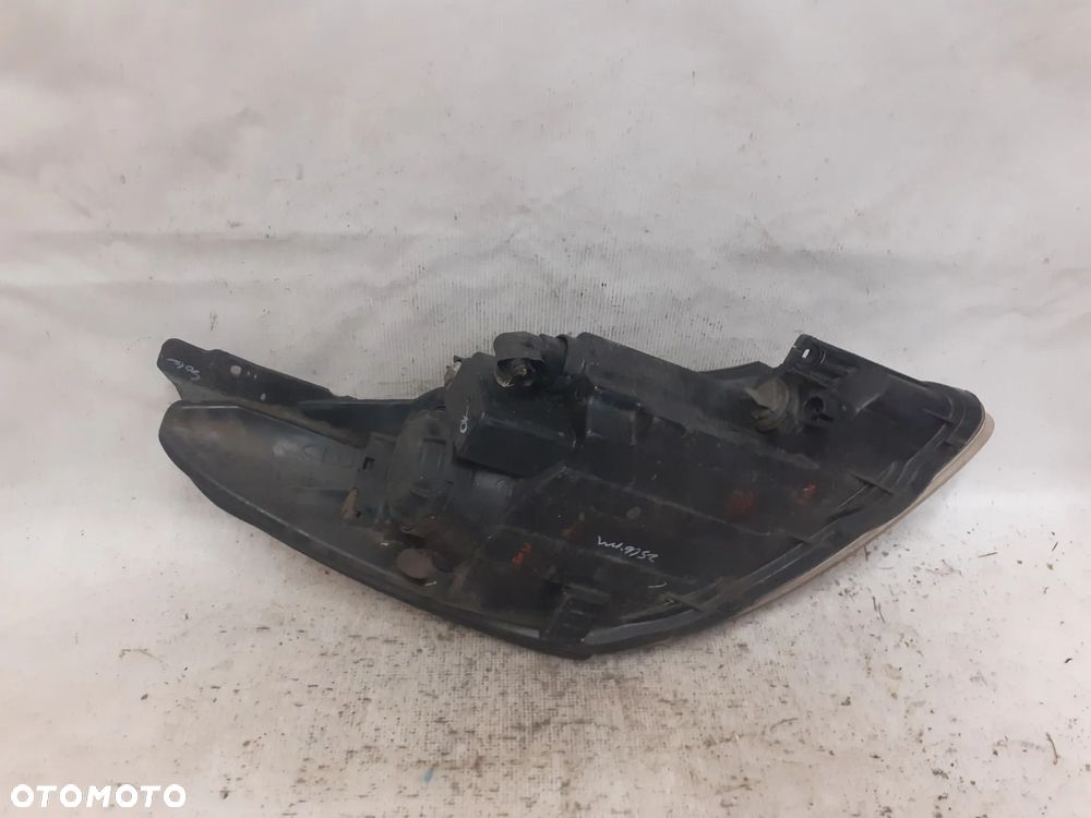 .  PRZOD PRZEDNIA LAMPA LEWA HYUNDAI I10 - 3