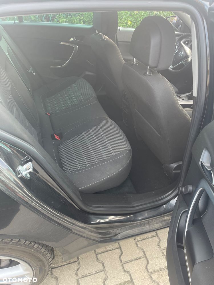 Opel Insignia - 10