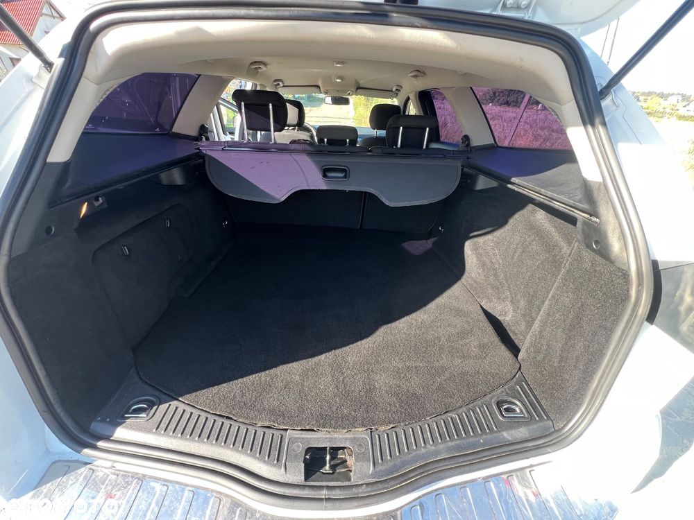 Ford Mondeo - 22