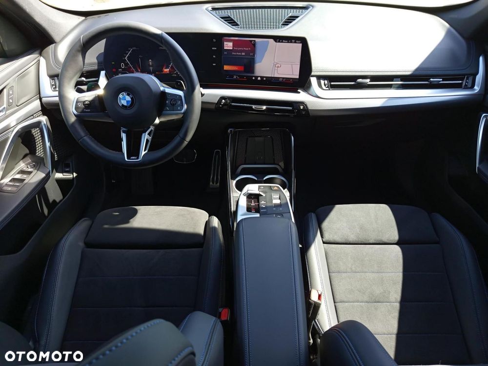 BMW X1 - 13