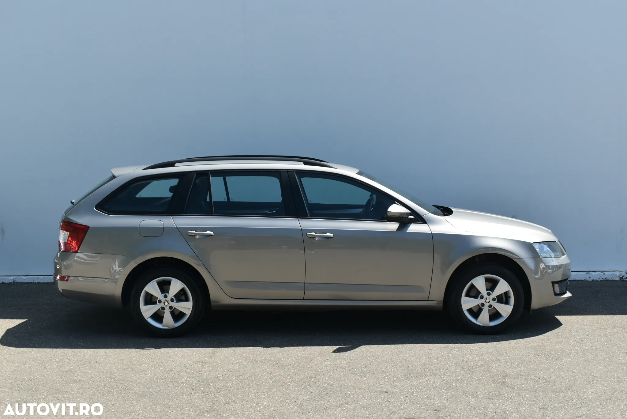 Skoda Octavia 2.0 TDI 4X4 STYLE - 6
