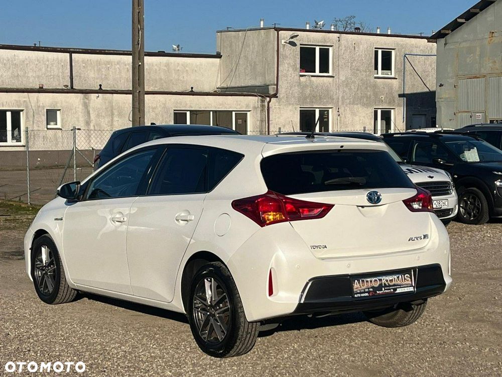 Toyota Auris - 18