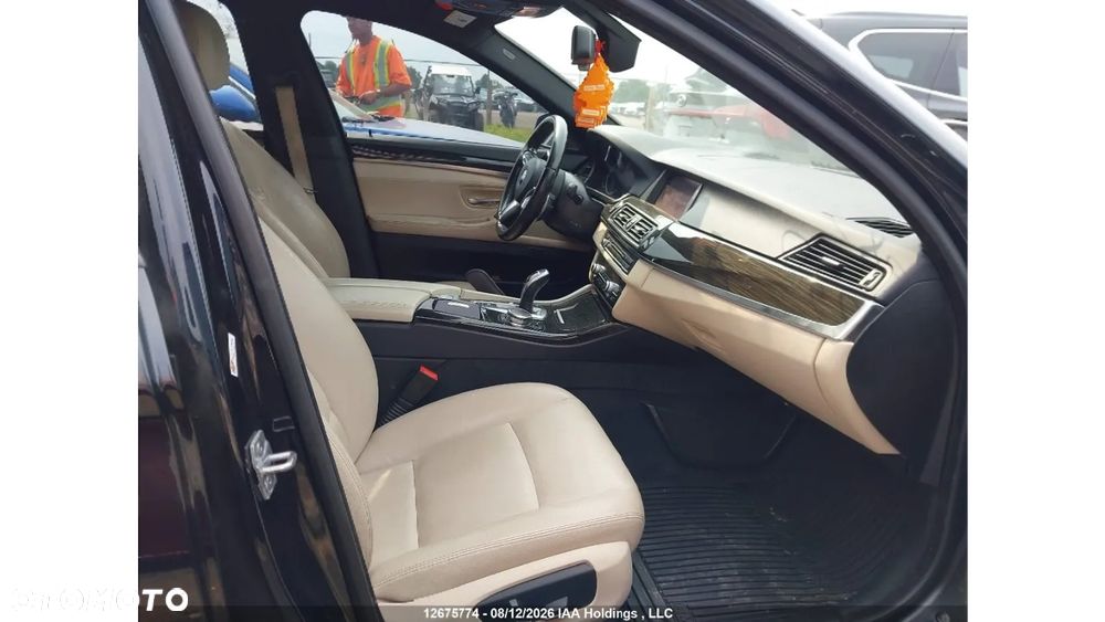BMW Seria 5 535d xDrive - 6