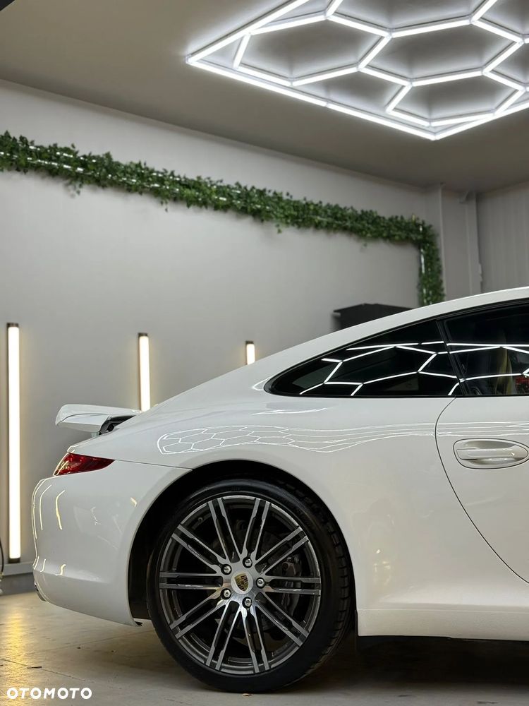 Porsche 911 Carrera PDK - 6