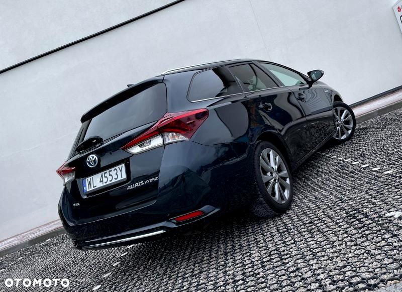 Toyota Auris - 13