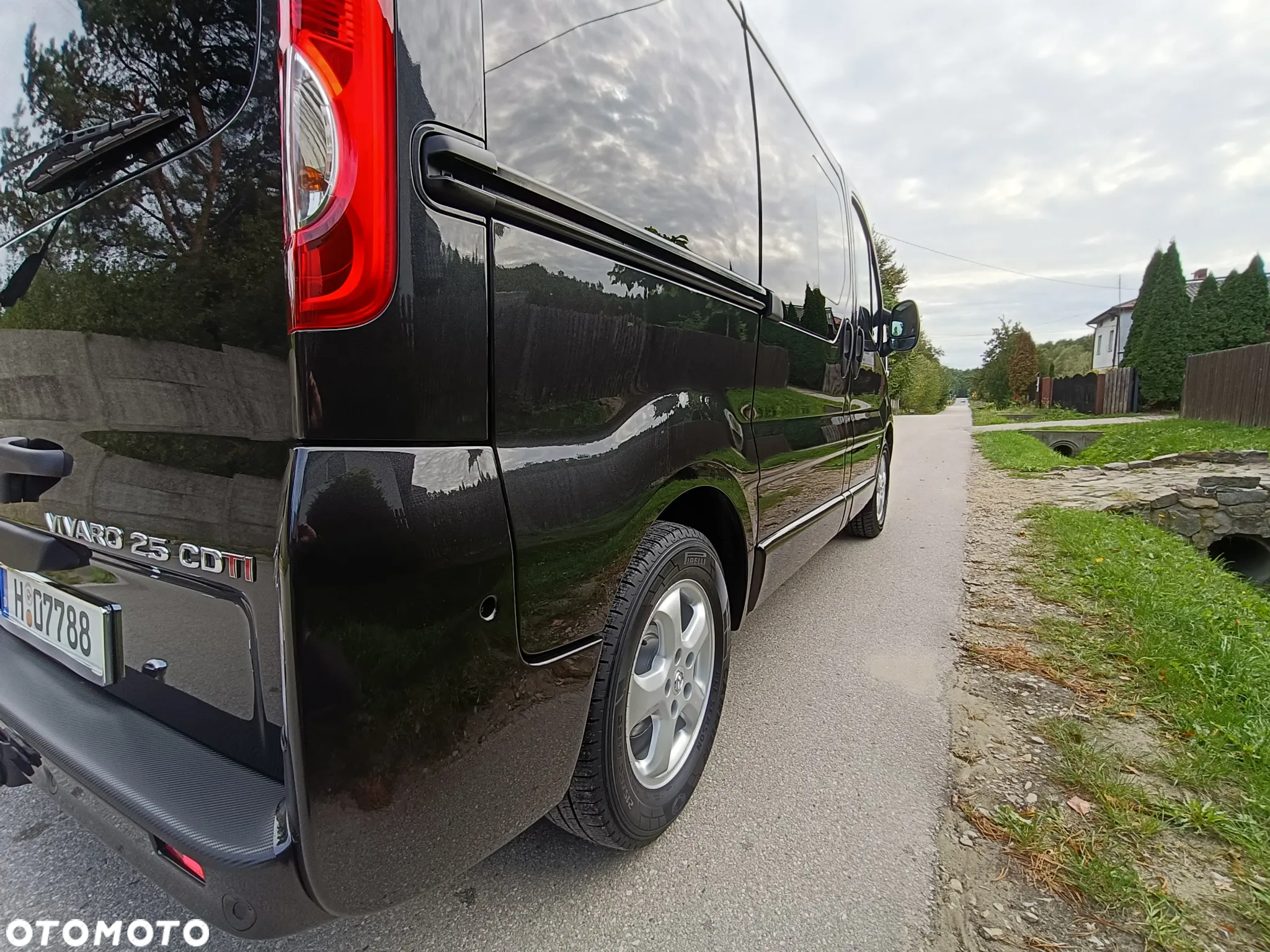 Opel Vivaro L1H1 Tour Elegance - 10