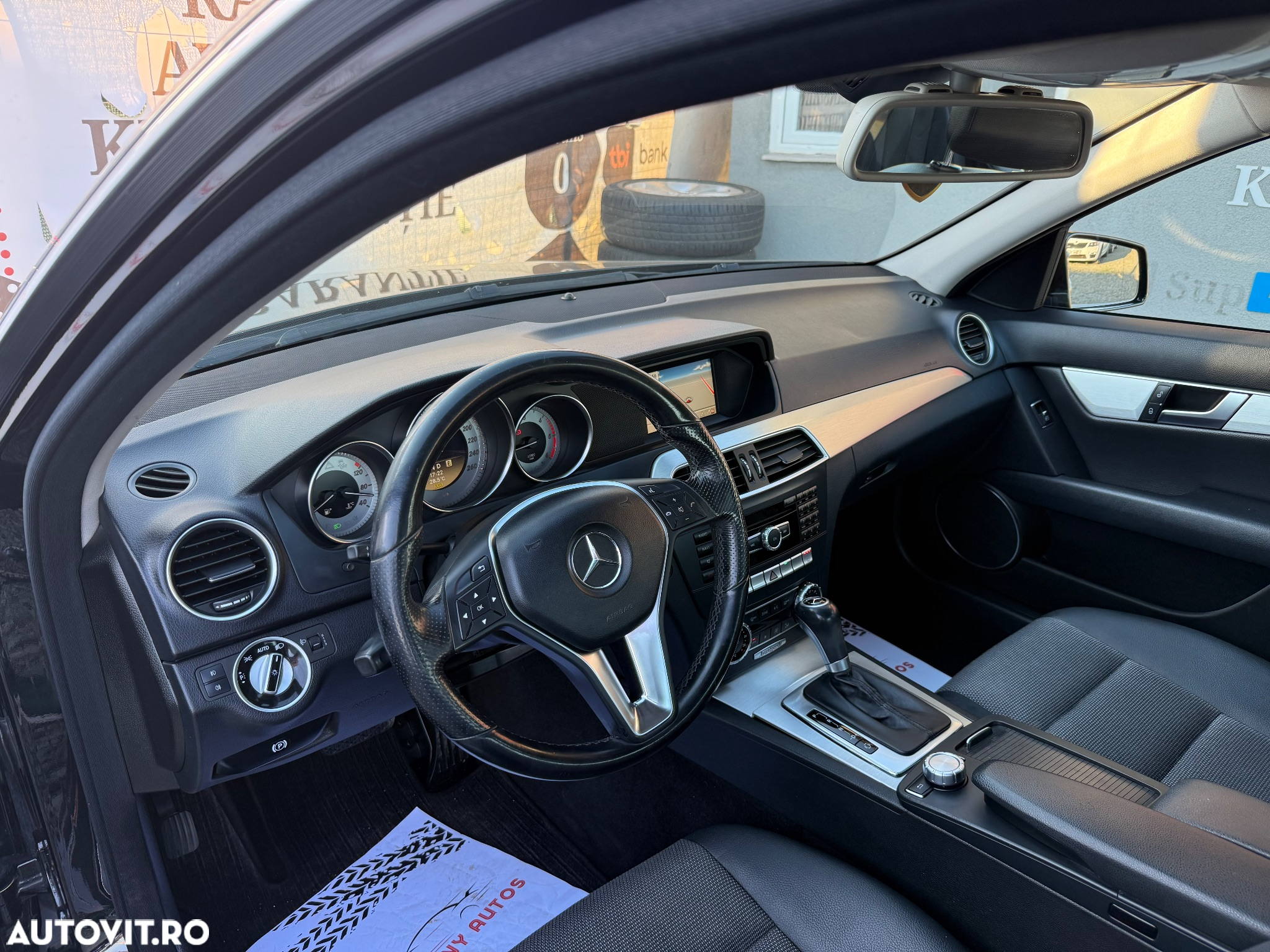 Mercedes-Benz C - 10