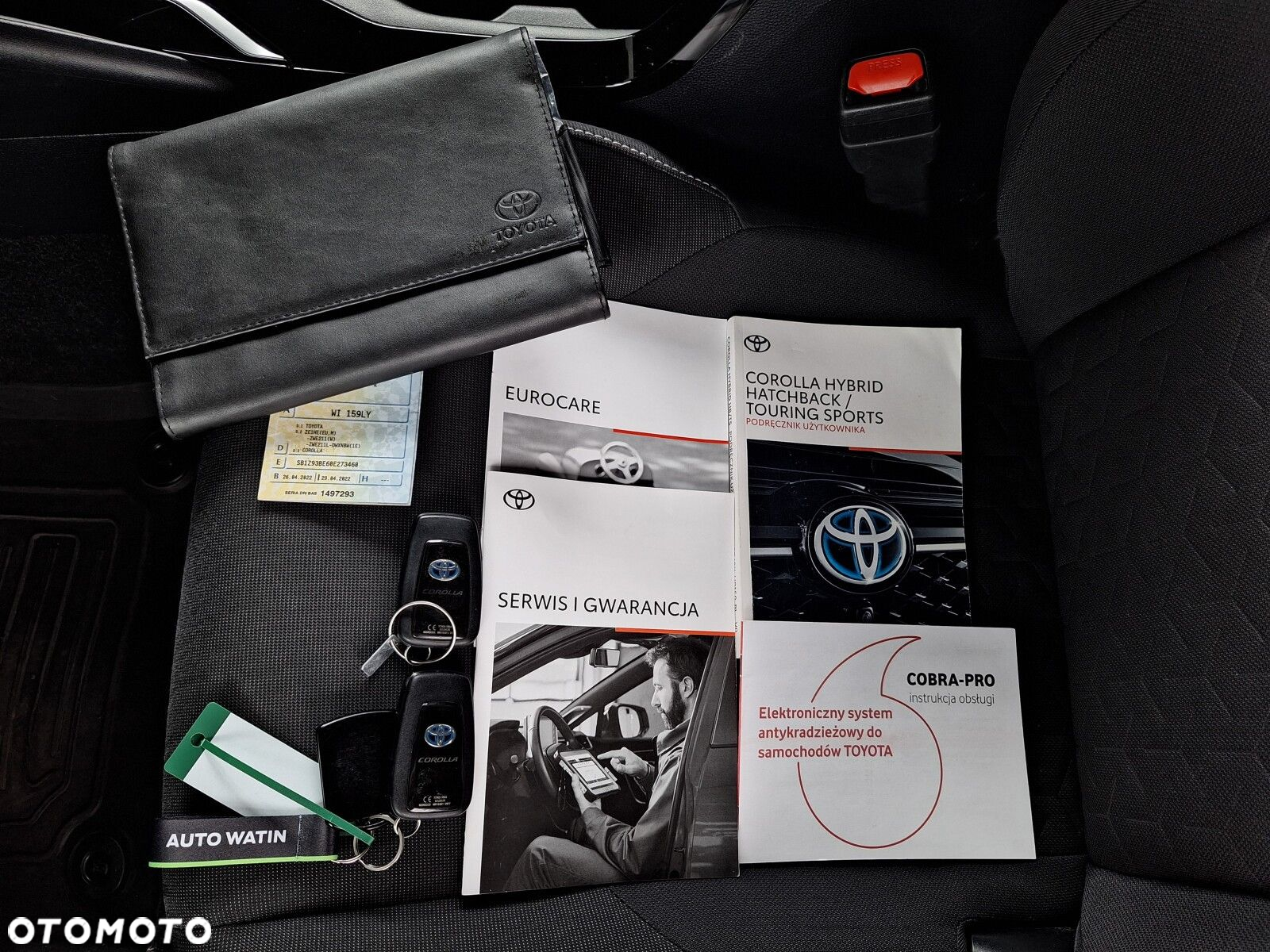 Toyota Corolla 1.8 Hybrid Comfort - 7