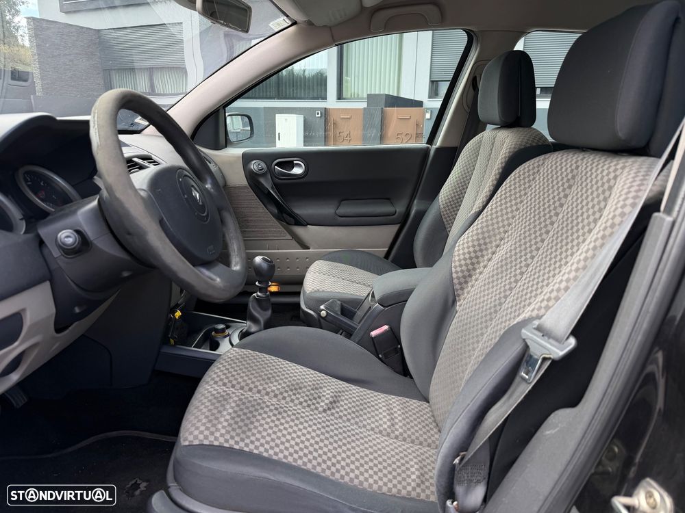 Renault Mégane Break 1.5 dCi Confort - 12
