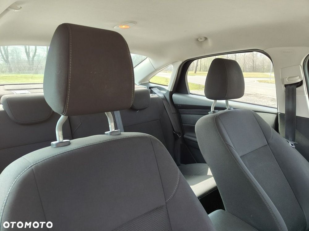 Ford Focus 1.6 Ti-VCT Ambiente - 13