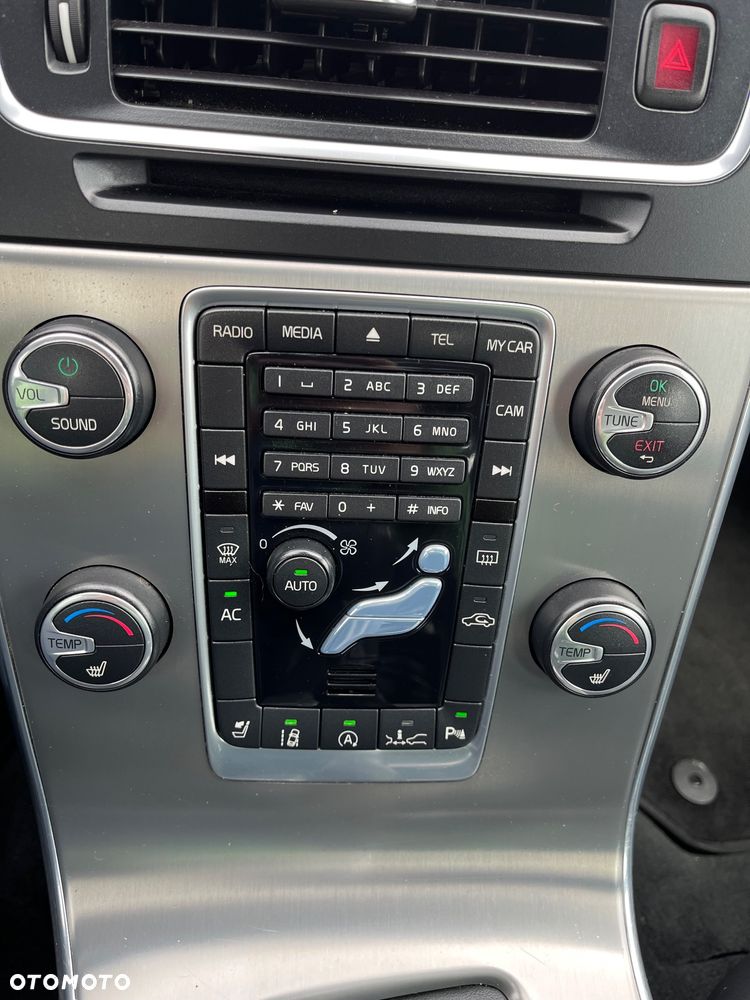 Volvo V60 D4 Edition Pro - 29