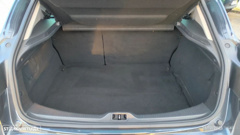 Renault Mégane ENERGY dCi 110 Start & Stop Bose Edition - 32