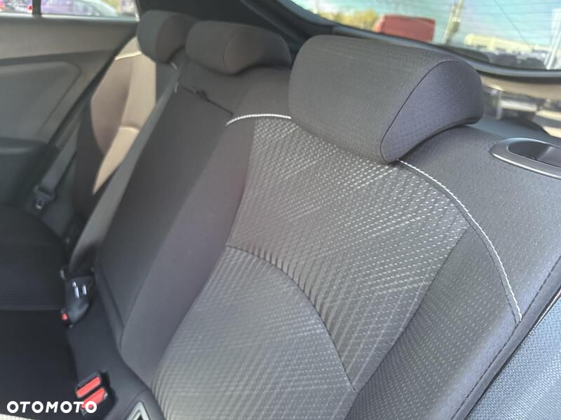 Toyota Prius - 20