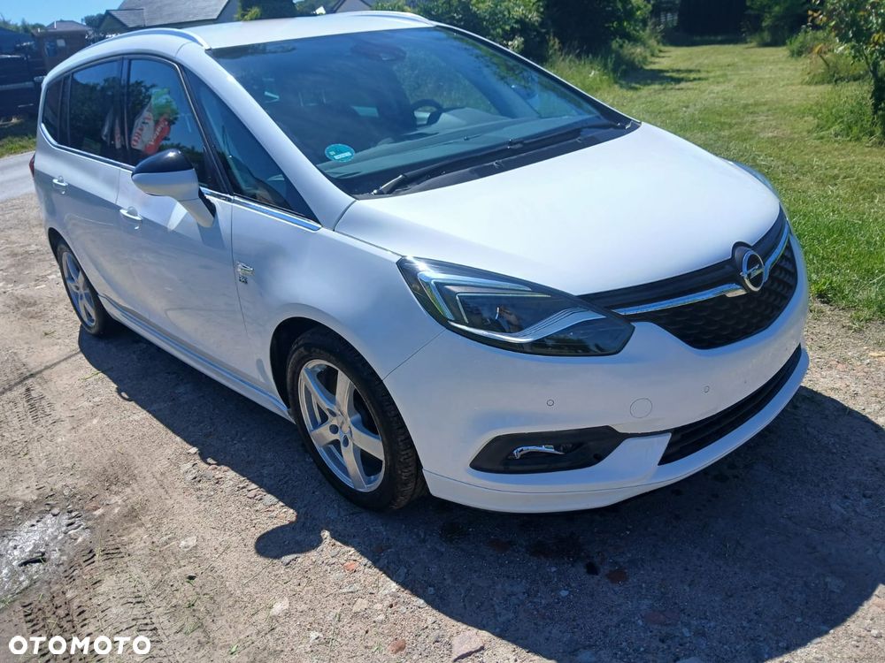 Opel Zafira Tourer 2.0 CDTI Automatik Innovation - 1