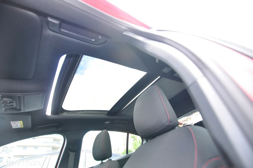 Ford Focus 1.5 EcoBoost Start-Stopp-System ST-LINE - 26