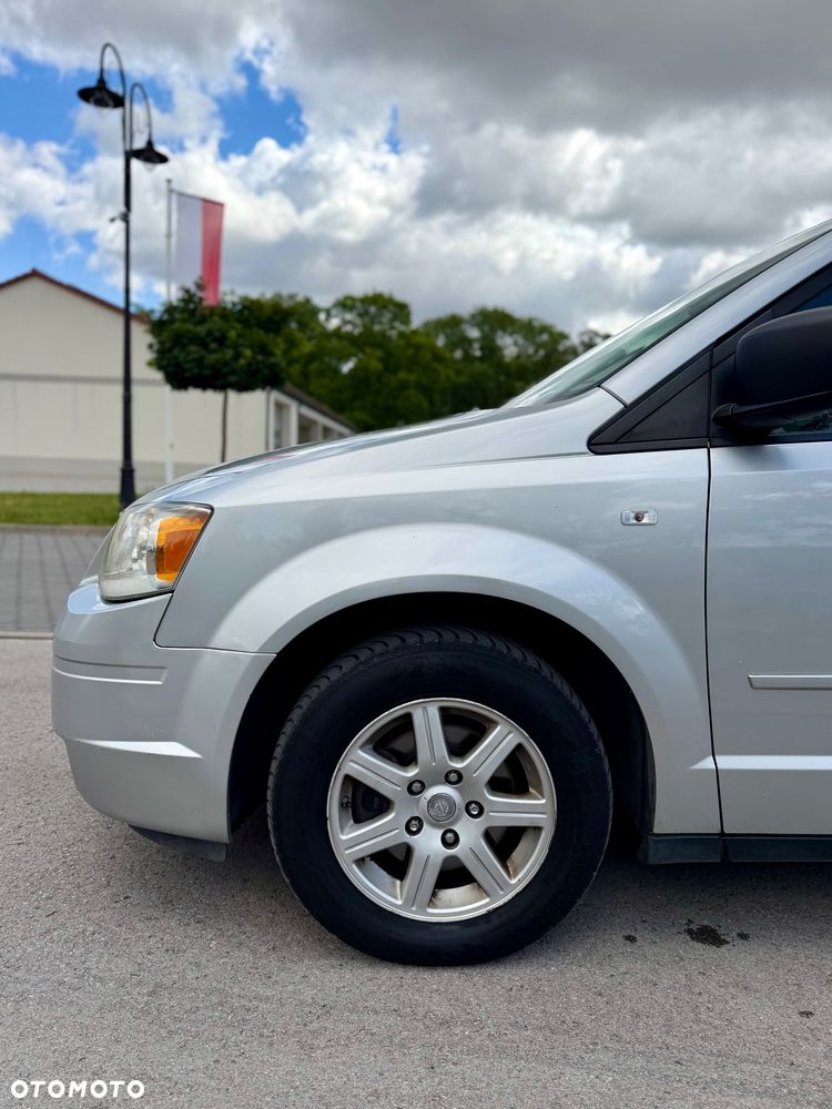 Chrysler Grand Voyager 2.8 CRD LX - 9