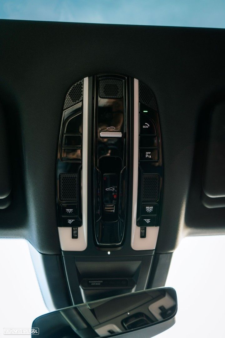 Porsche Cayenne E-Hybrid - 18