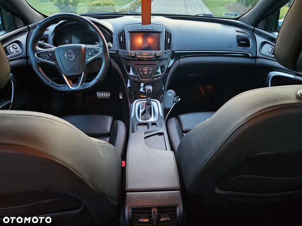 Opel Insignia 2.0 T Cosmo 4x4 EU6 - 6