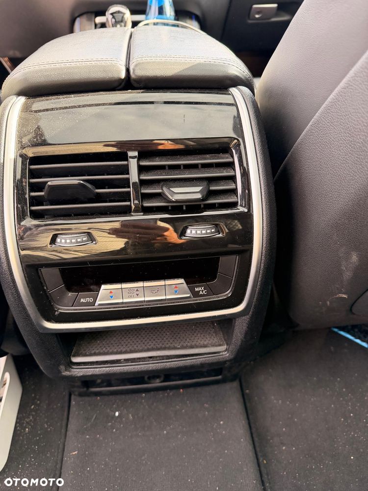 BMW X5 xDrive40d mHEV - 9