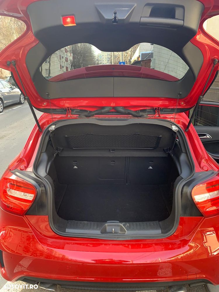 Mercedes-Benz A 200 CDI 4Matic 7G-DCT AMG Line - 10