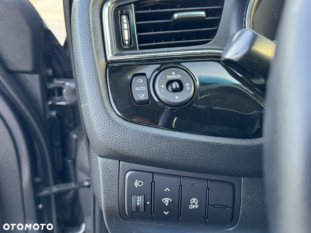 Kia Ceed 1.6 CRDi 136 ISG Platinum Edition - 17