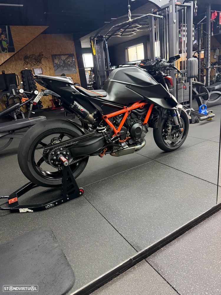 KTM 1390 Super Duke R Evo 1290 Super Duke Evo - 4