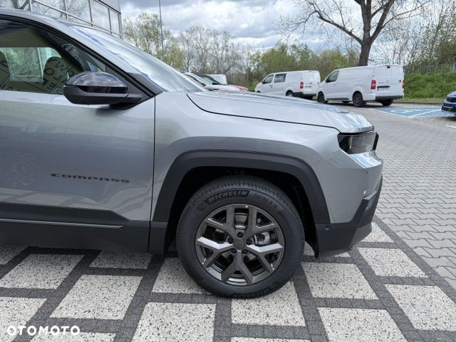 Jeep Compass 1.2 T3 mHEV Altitude FWD DCT - 8