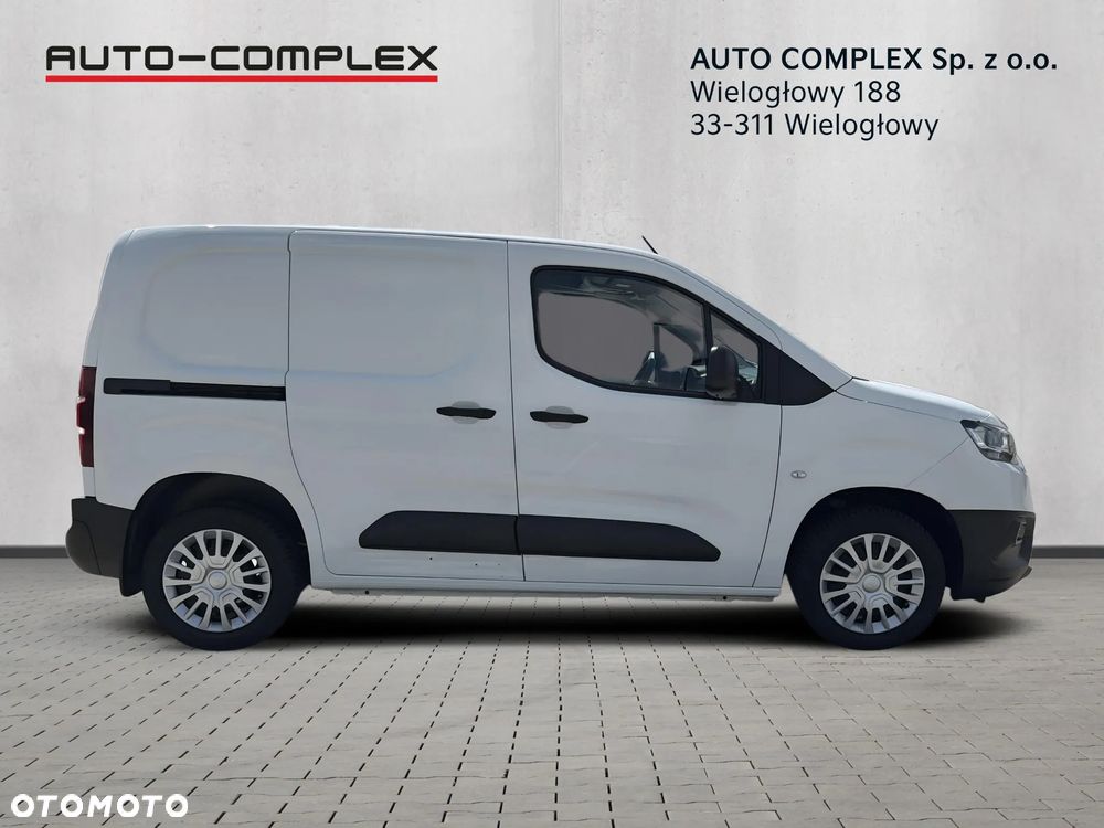 Toyota Proace City - 7