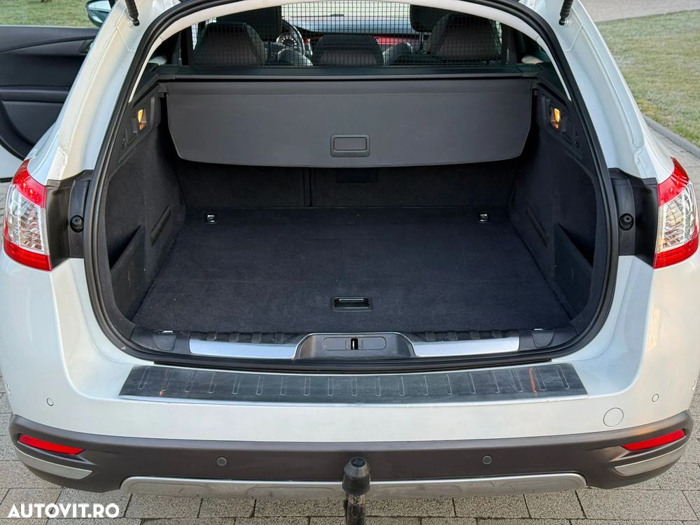 Peugeot 508 RXH BlueHDi 180 EAT6 Stop&Start - 26