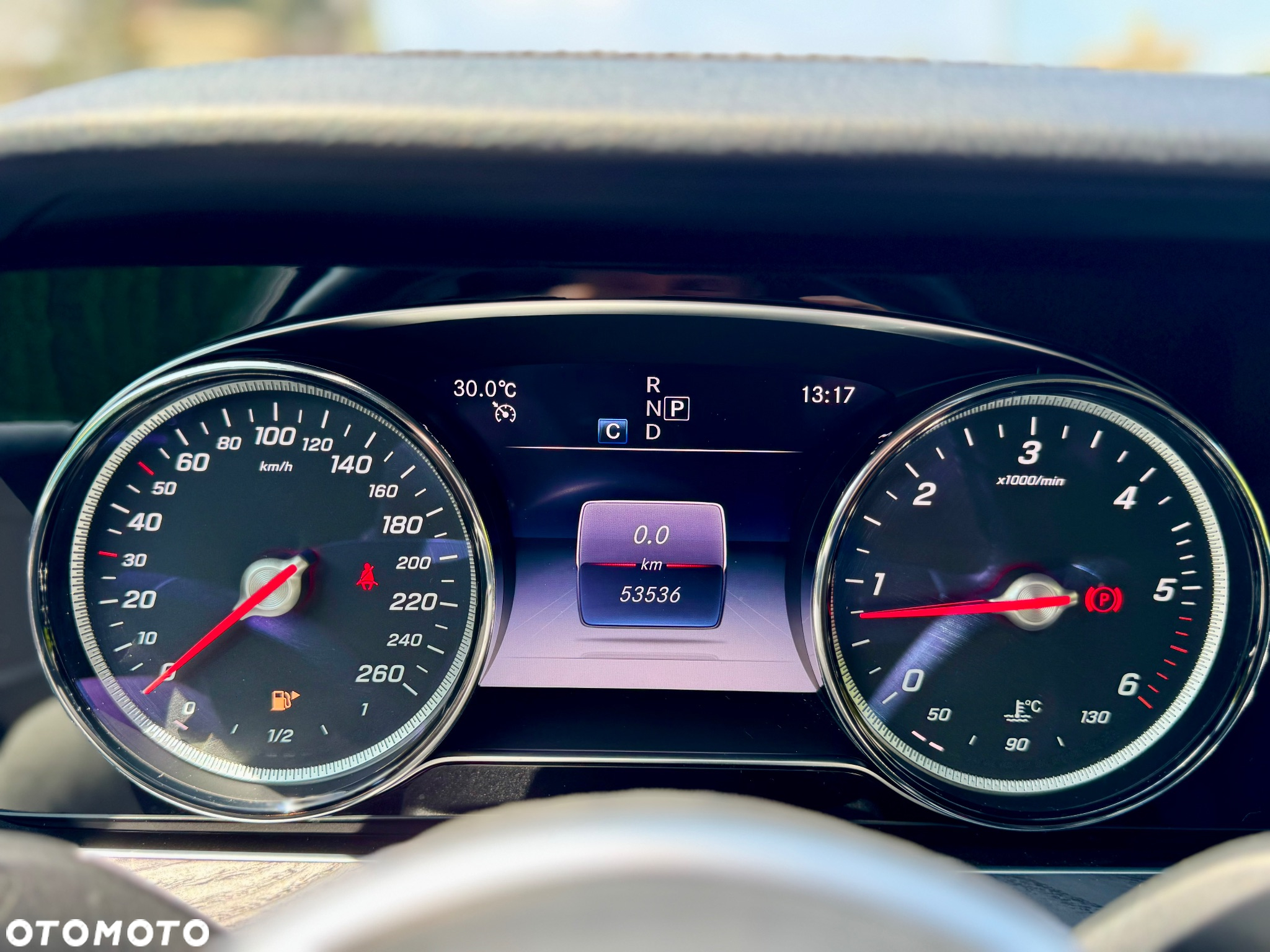 Mercedes-Benz Klasa E 200 d 9G-TRONIC - 25