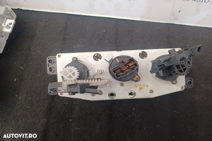 Comanda clima Kia Rio 1 [facelift] [2002 - 2005] wagon 1.3 MT (82 hp) - 1