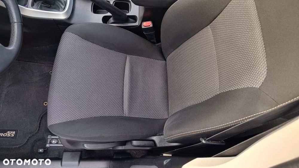 Suzuki SX4 S-Cross - 13