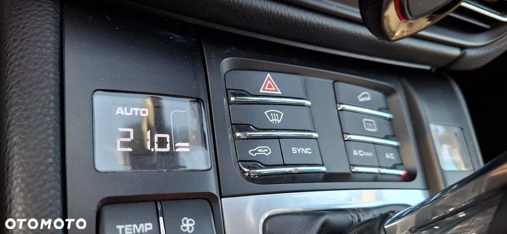 Porsche Macan Standard - 15