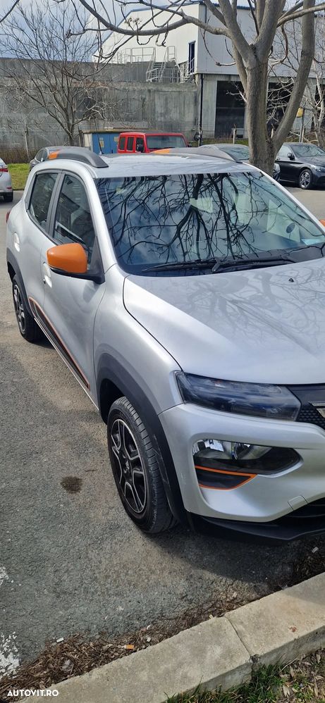 Dacia Spring Expression - 9