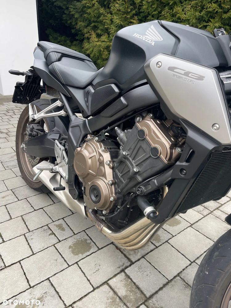 Honda CB - 8