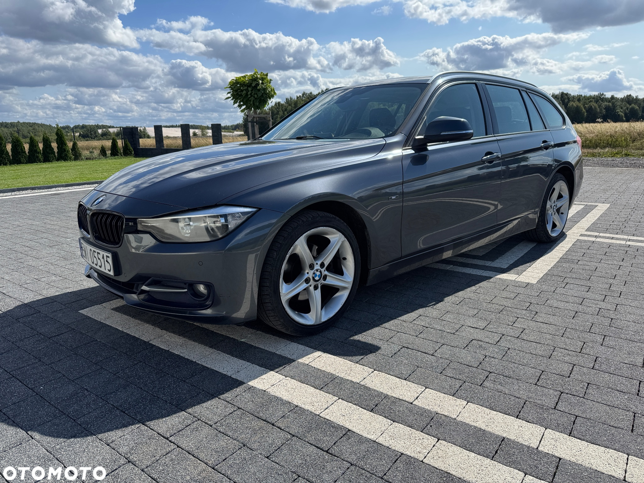 BMW Seria 3 318d Touring Sport Line - 9