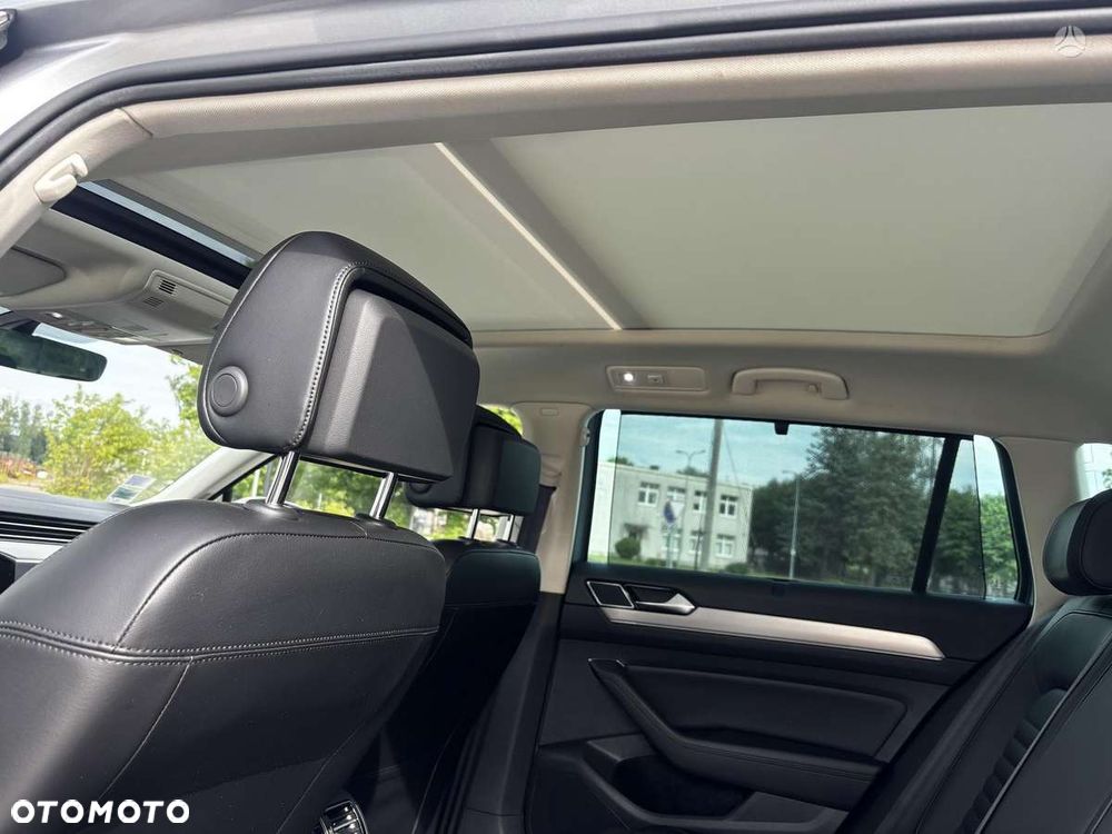 Volkswagen Passat 2.0 TDI Bi-Turbo BMT 4Mot Highline DSG - 19