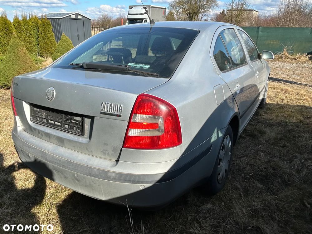 Skoda Octavia 2.0 TDI DPF Ambiente - 3