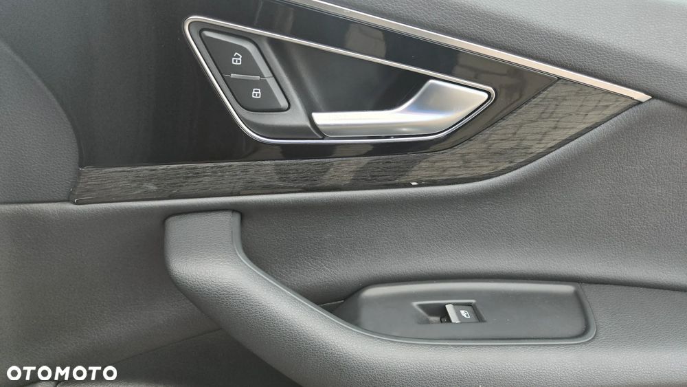 Audi Q7 3.0 TFSI Quattro Tiptronic - 23