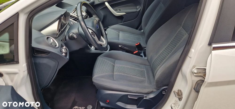 Ford Fiesta 1.6 Platinium X - 19