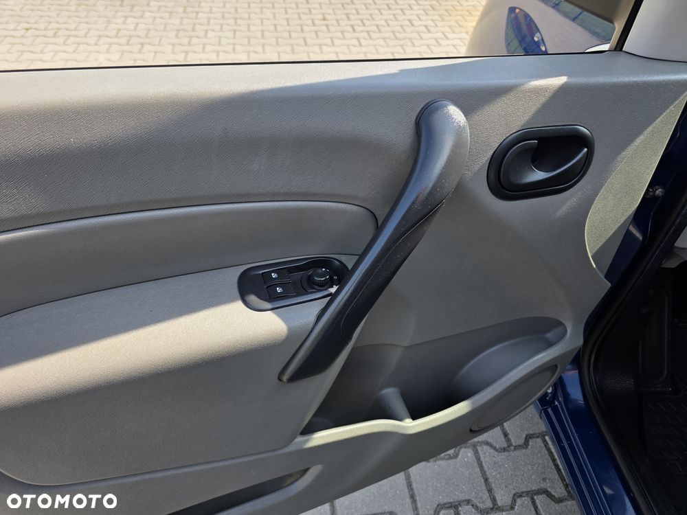 Renault Kangoo 1.6 16V Helios - 17
