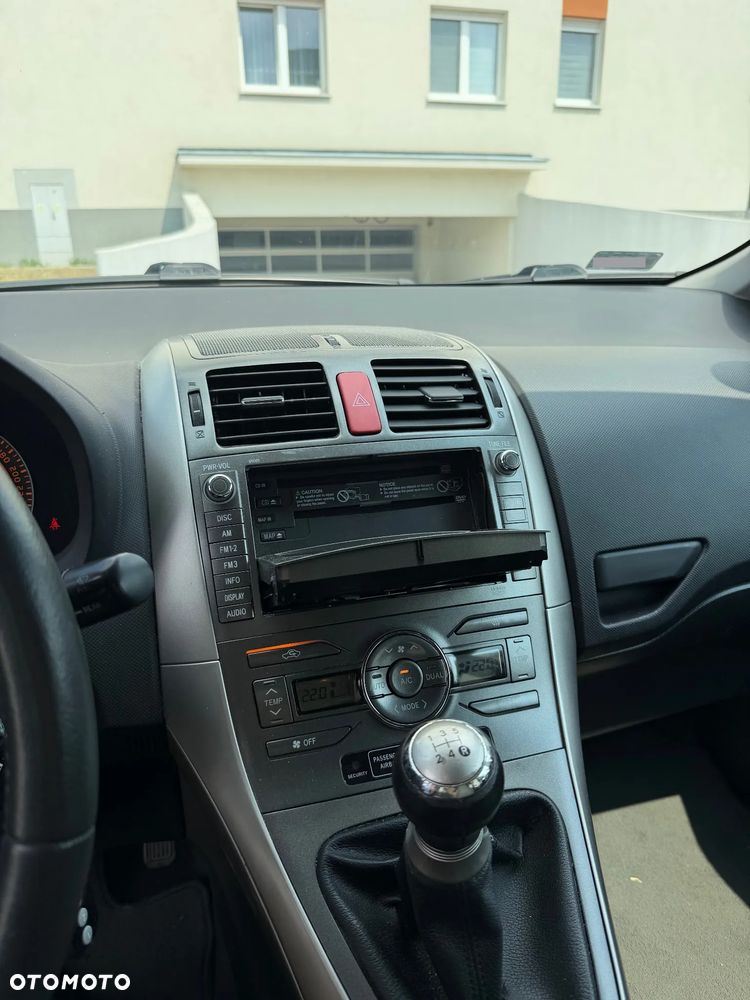Toyota Auris - 8