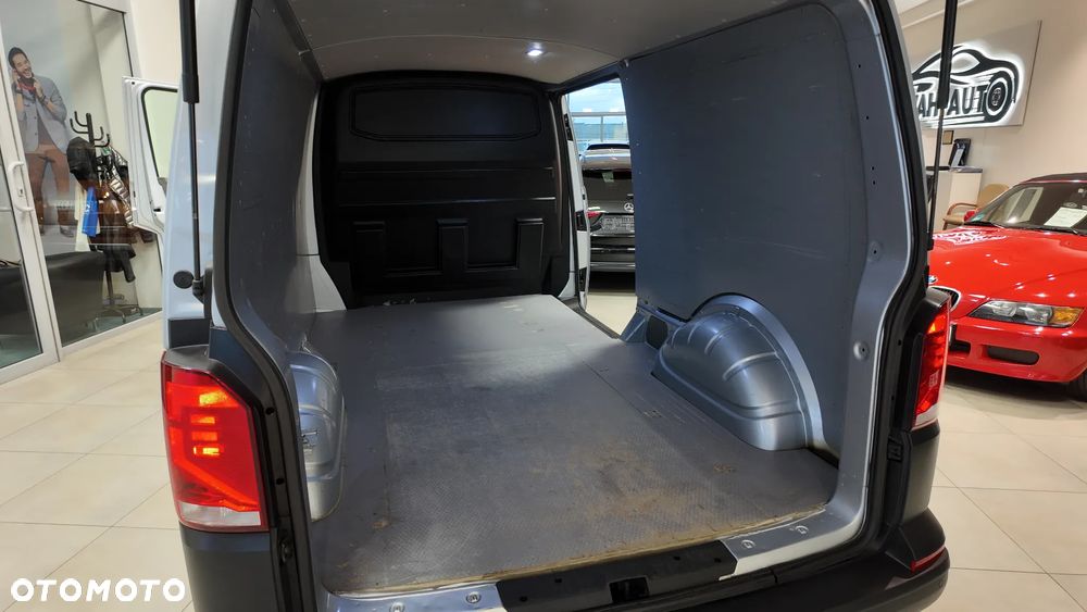 Volkswagen Transporter - 39