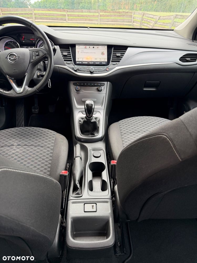 Opel Astra 1.6 CDTI Enjoy - 10