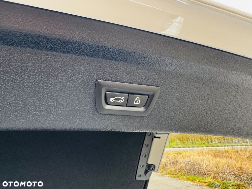 BMW 3GT 320d Sport-Aut Sport Line - 37