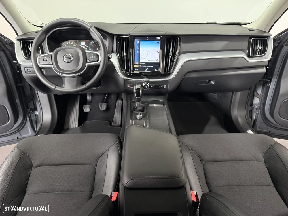 Volvo XC 60 2.0 D3 Momentum Plus - 19
