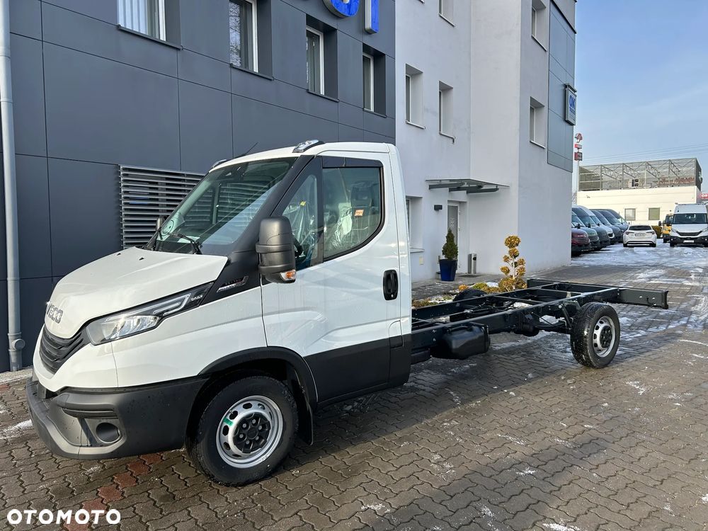 Iveco 35S18HA8, podwozie - 2