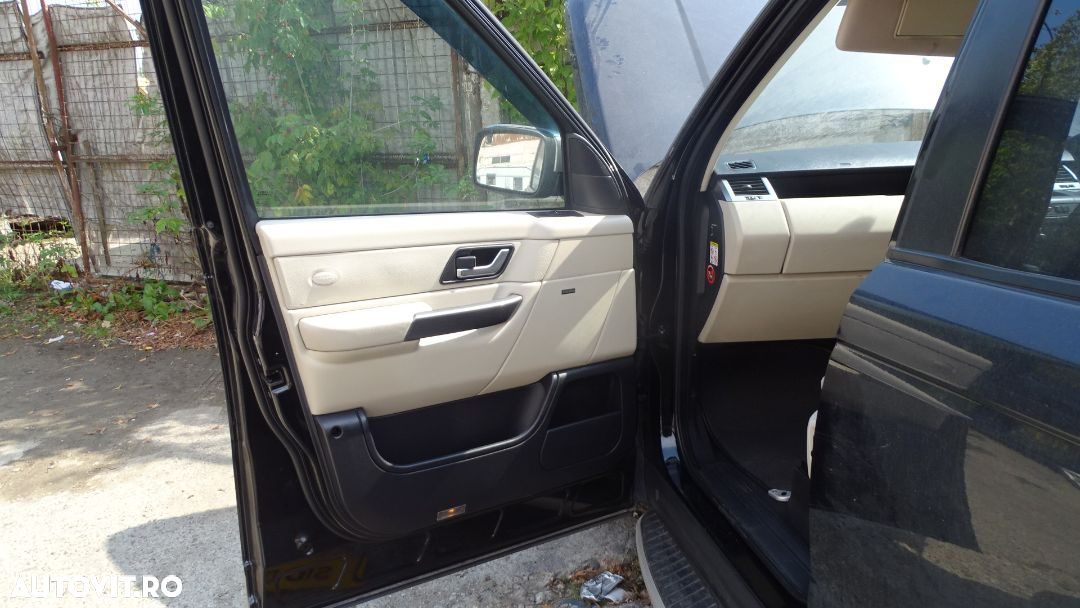 Dezmembrez Range Rover Sport 2.7 diesel TDV6 piese auto dezmembrari - 8
